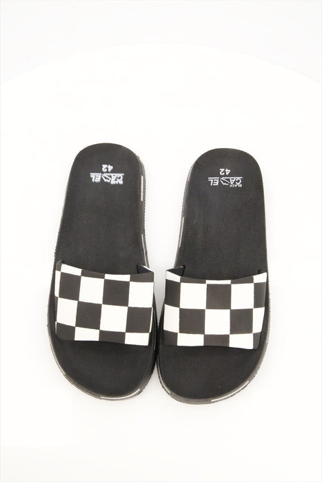 Men Checkered Slide