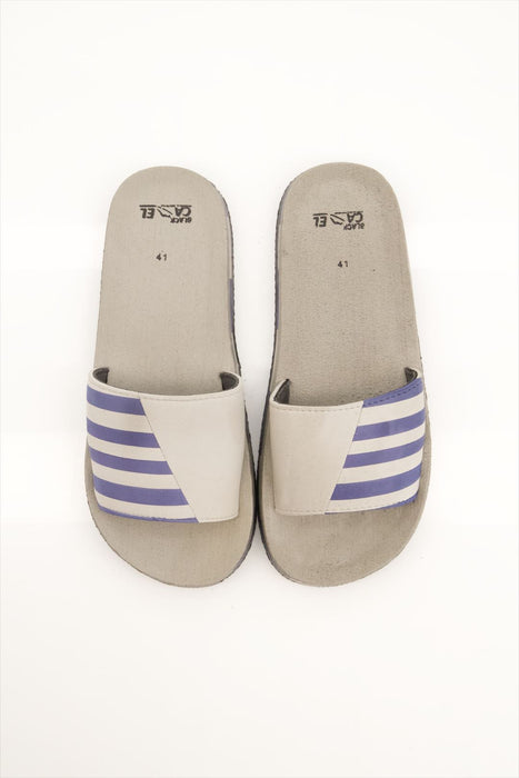 Black Camel Line Style Slide Grey