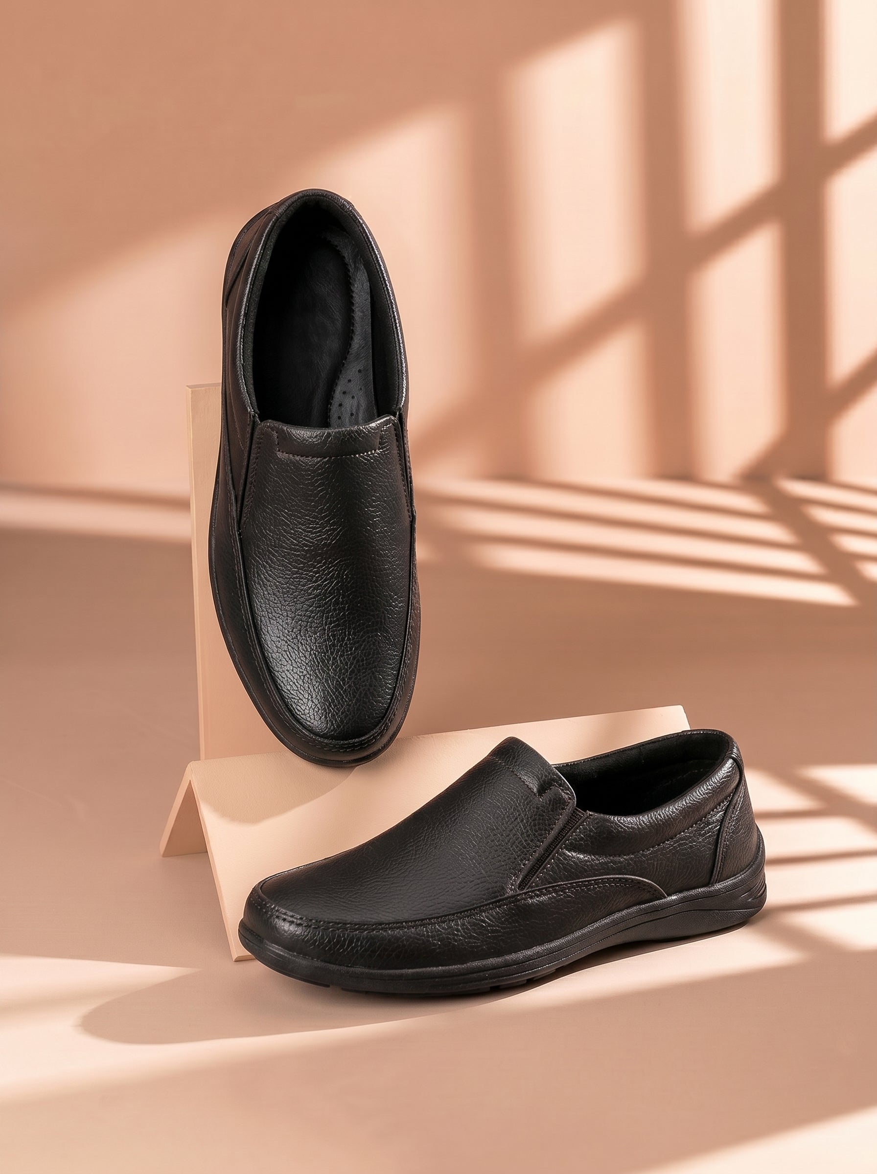 Men's Slip-On Comfortable Loafers-Black-BE0591