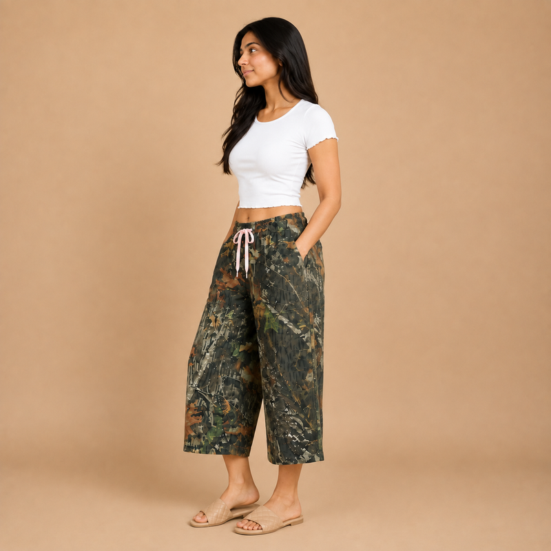 Women’s Camo Print Wide-Leg Capri Trouser