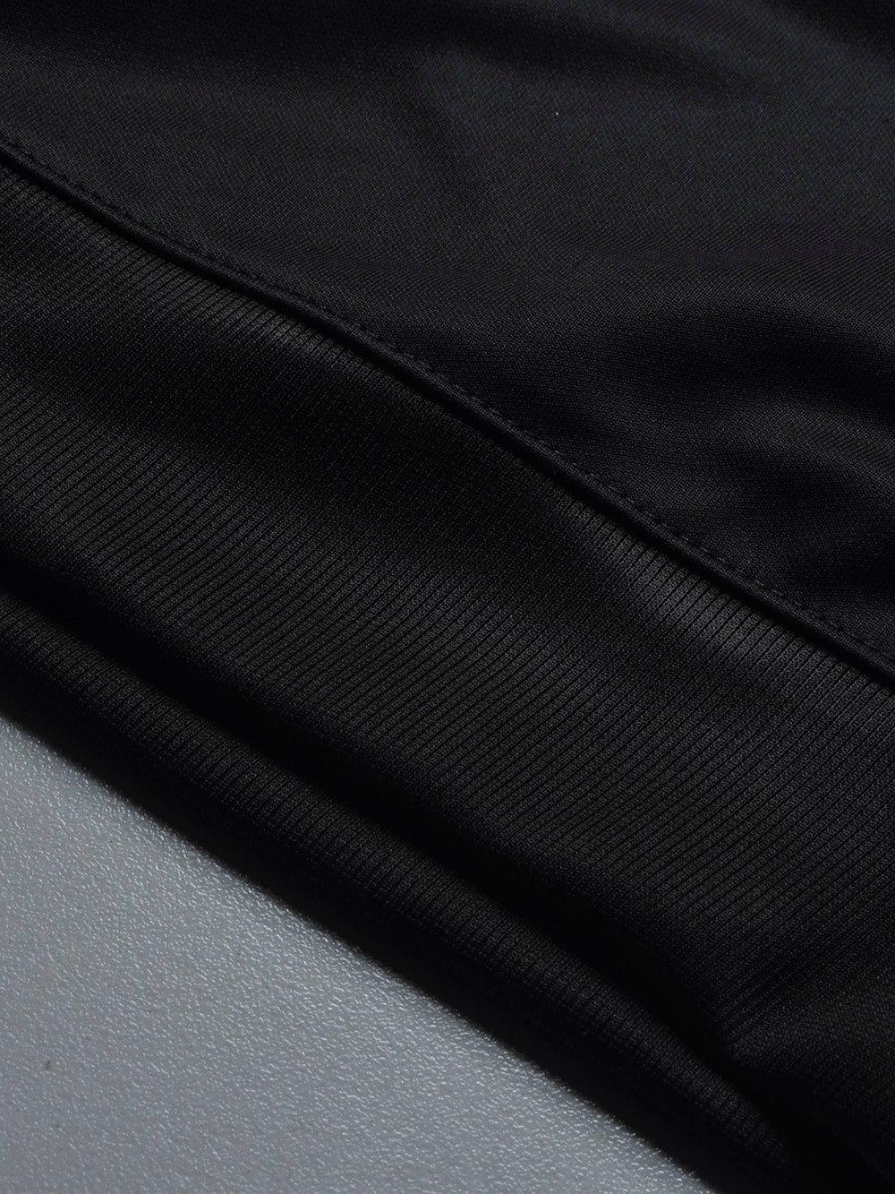 Louis Vicaci Active Wear Stylish Zipper Mock Neck with Logo For Men-Black-BE2052