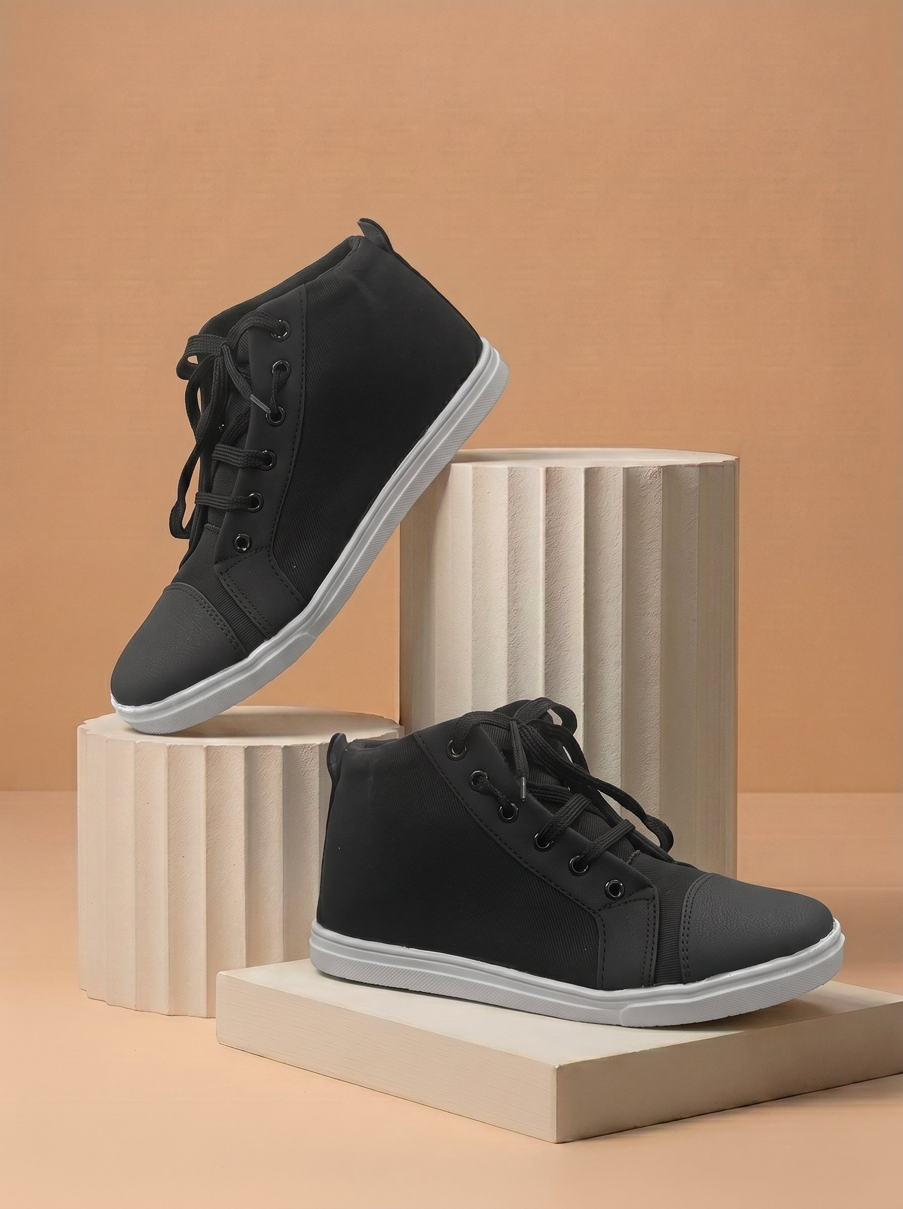 Stylish Long Sneaker Shoes For Men-Black-BE4708